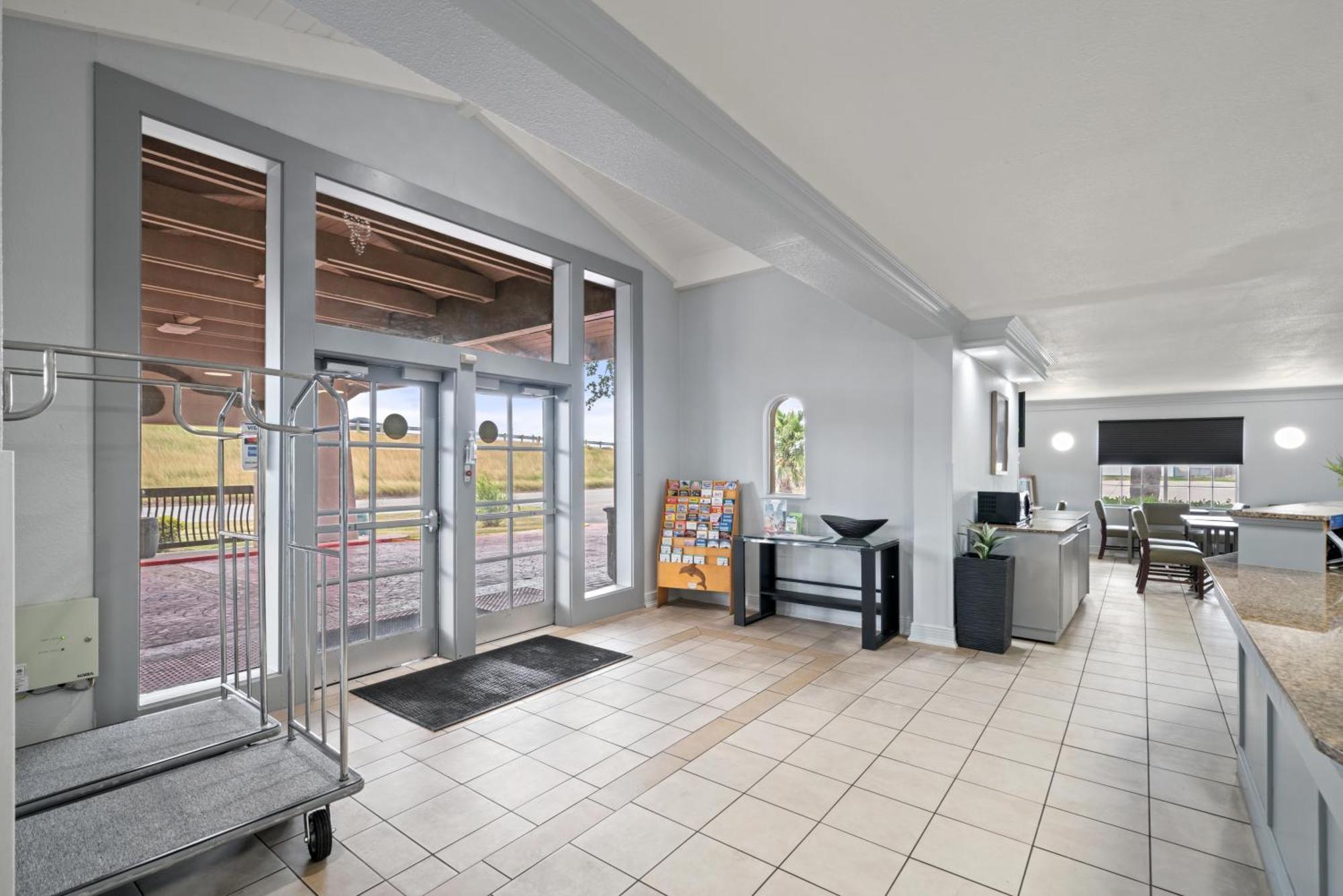 La Quinta Inn By Wyndham Corpus Christi North מראה חיצוני תמונה