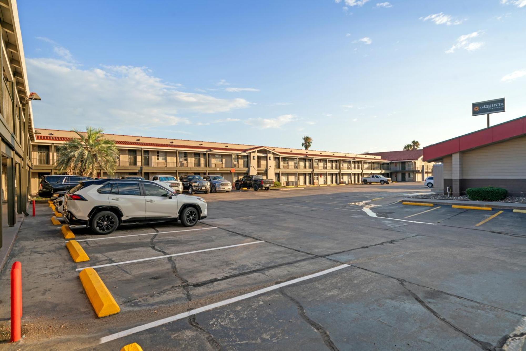 La Quinta Inn By Wyndham Corpus Christi North מראה חיצוני תמונה
