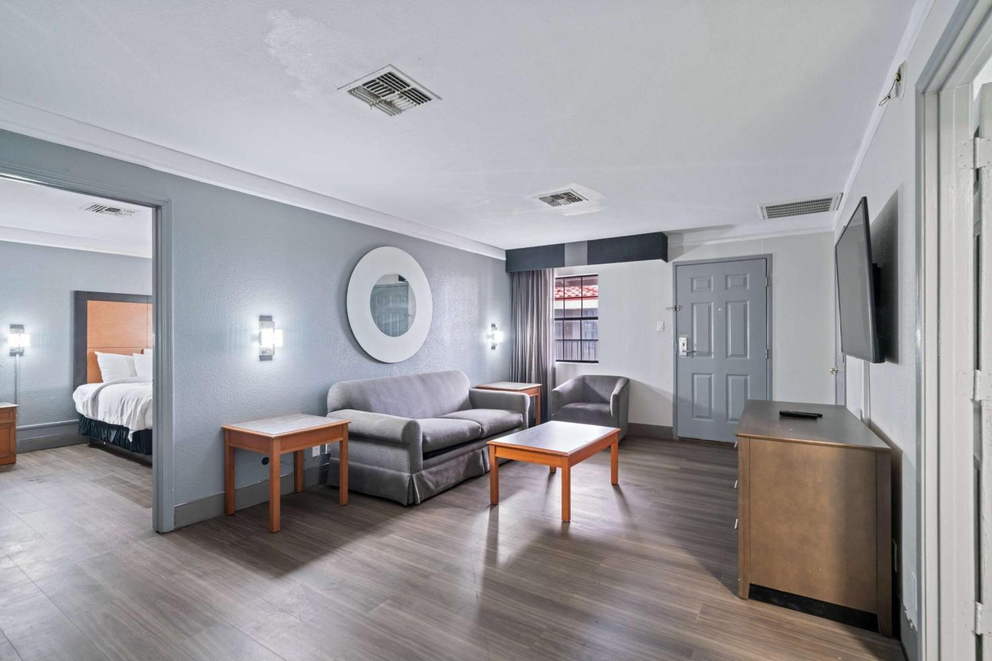 La Quinta Inn By Wyndham Corpus Christi North מראה חיצוני תמונה