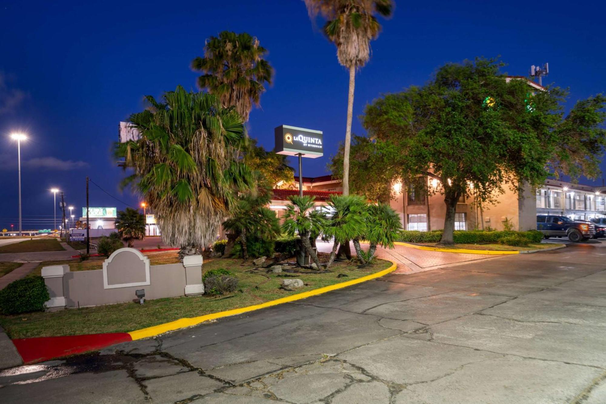 La Quinta Inn By Wyndham Corpus Christi North מראה חיצוני תמונה