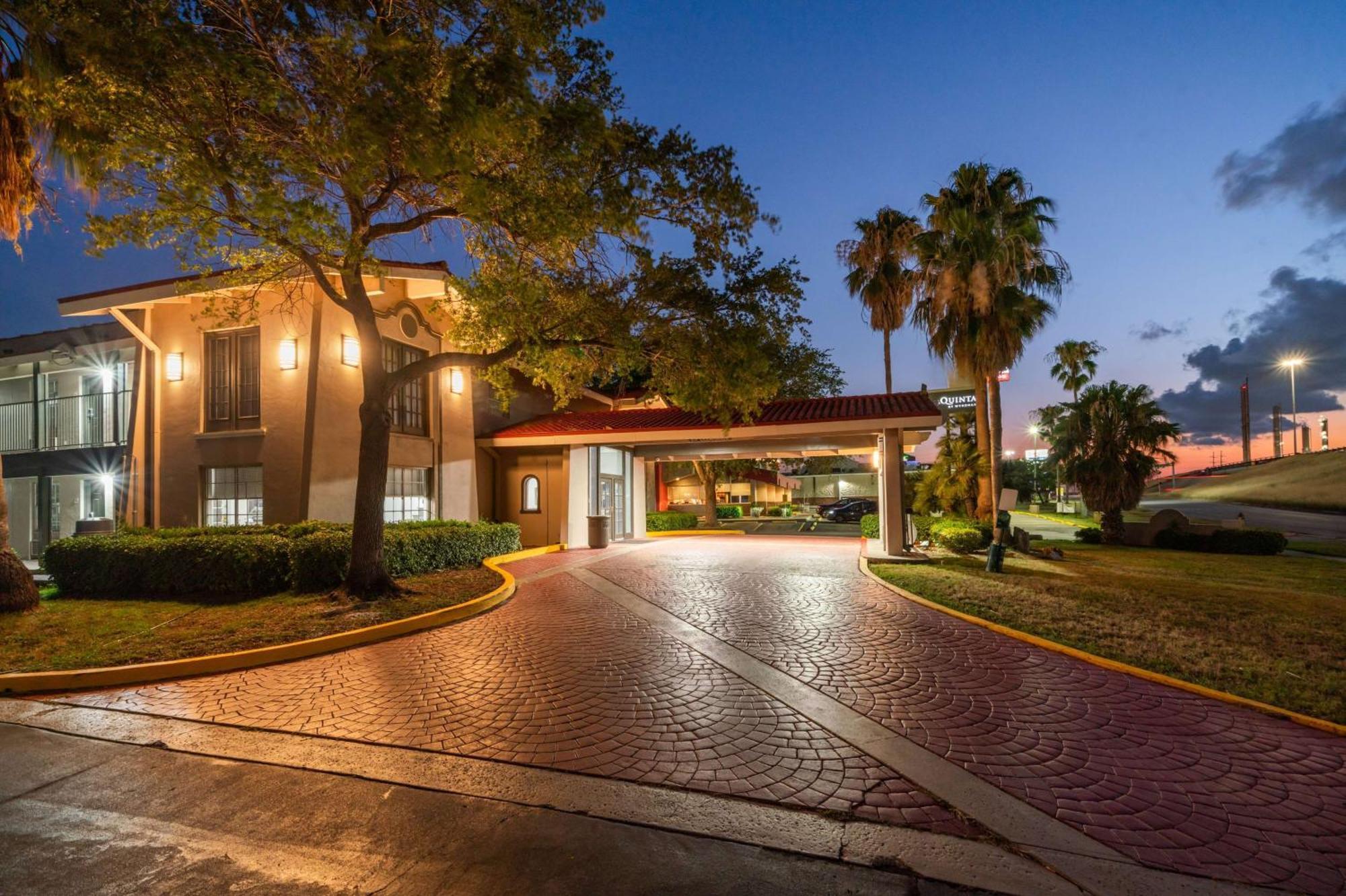 La Quinta Inn By Wyndham Corpus Christi North מראה חיצוני תמונה