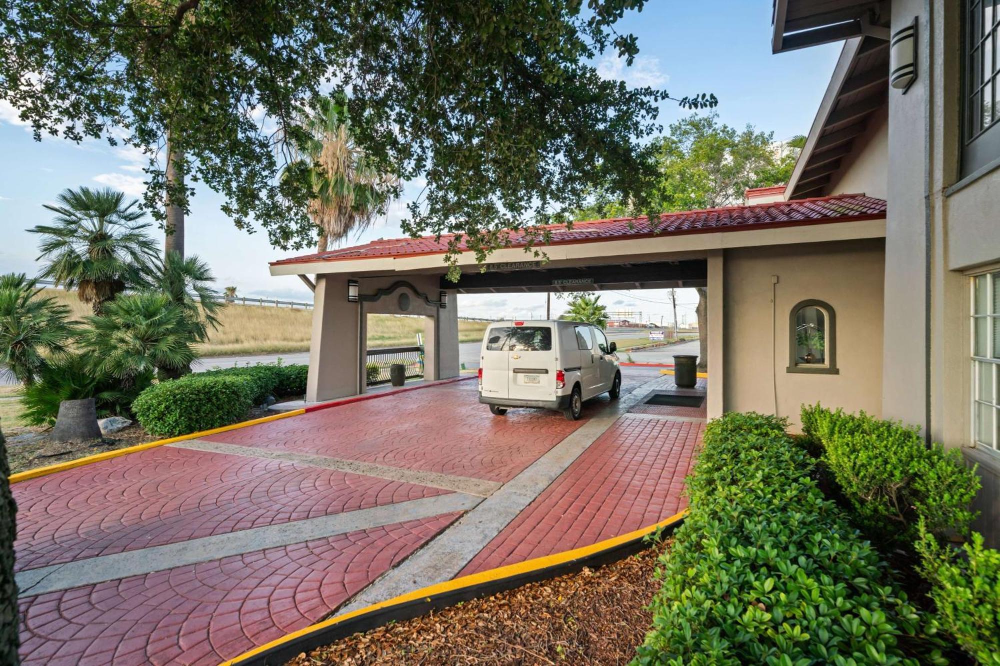 La Quinta Inn By Wyndham Corpus Christi North מראה חיצוני תמונה